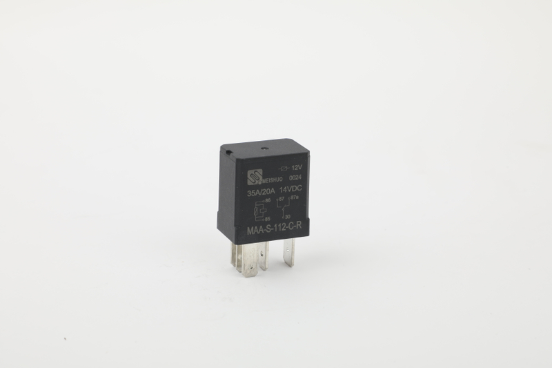 35A Switching Capability High Reliability to Resist Vibration Auto Relay